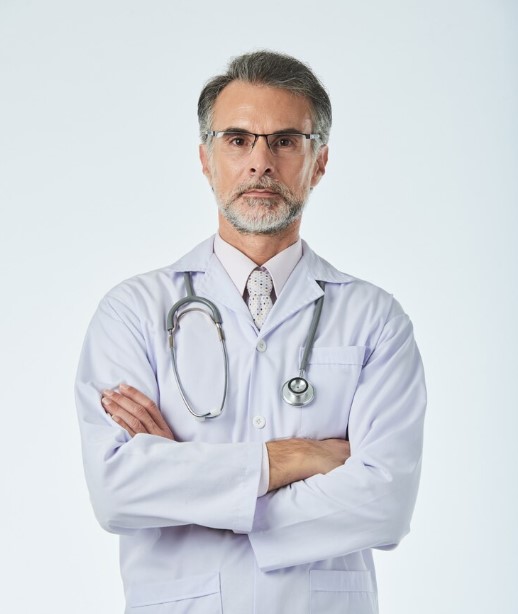Dr. Miguel Torres